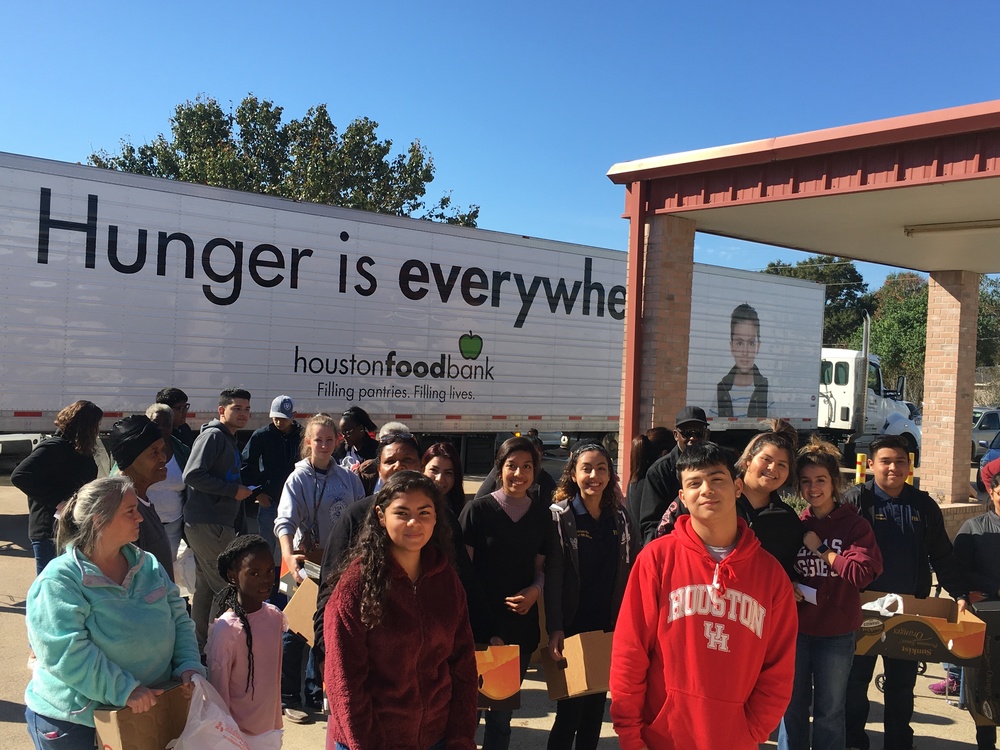 Royal FFA - Living to Serve