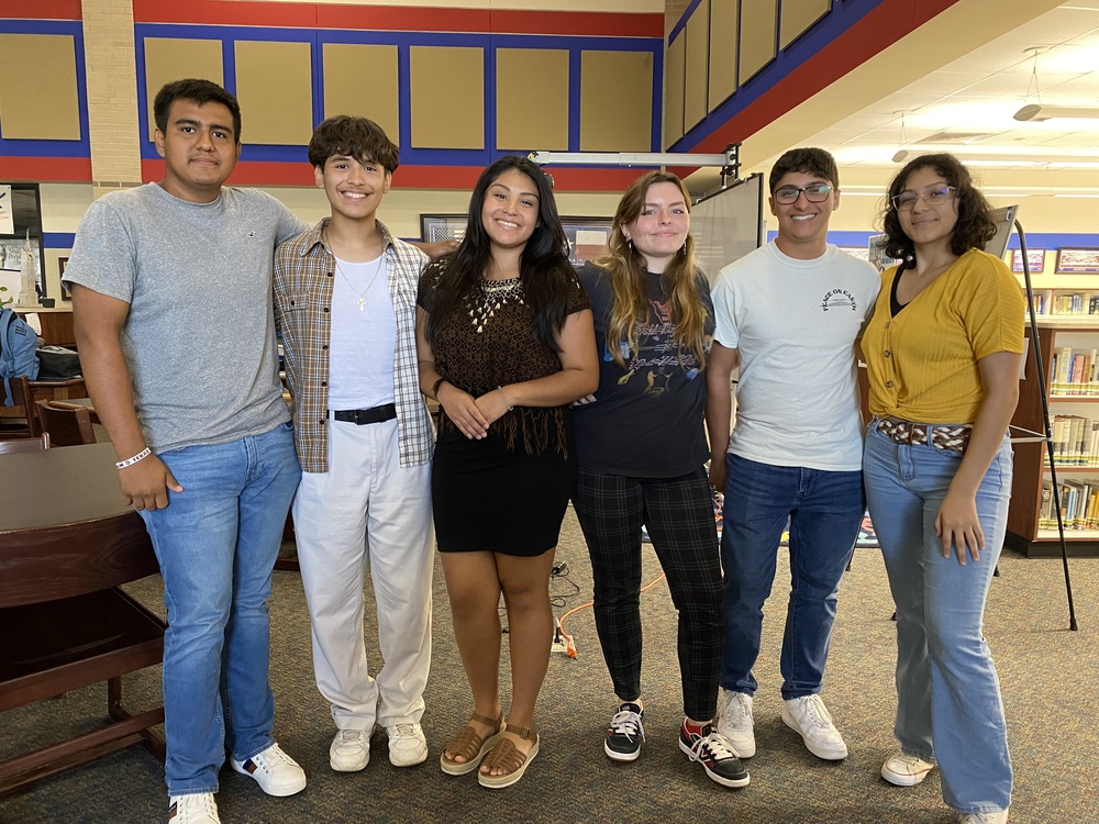 2022-2023 RHS National Honor Society Officers
