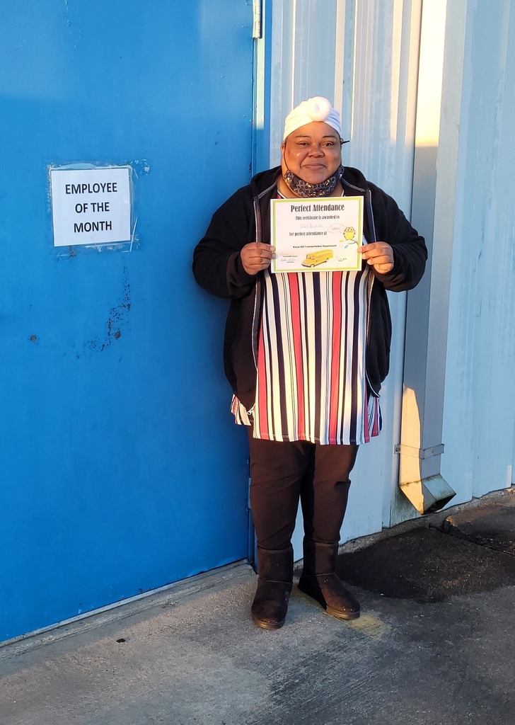Congratulations to Yoko Beckon, the Royal Transportation Employee of the Month for January, 2022! Thank you for all you do, Yoko! 