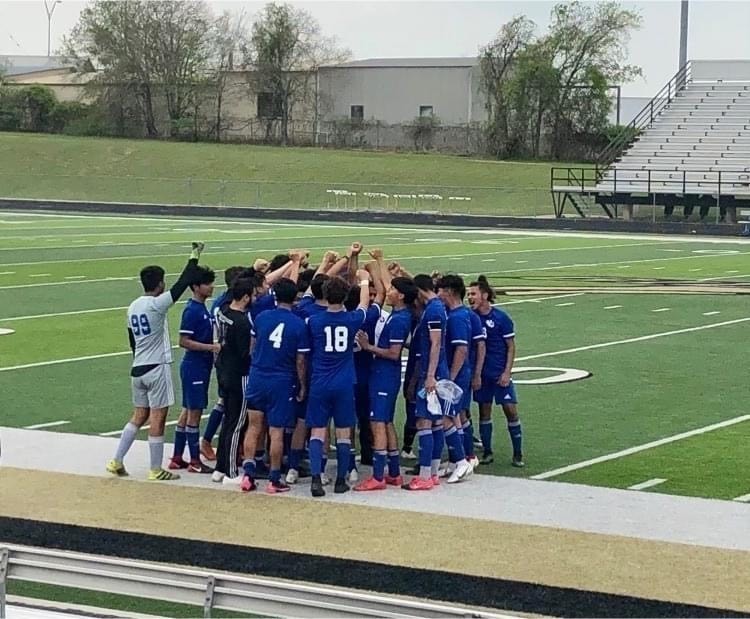 RESCHEDULED! Soccer Senior Night has been moved to Saturday, March 11 at 5:30! Please join us for Senior night for both the boys' and girls' soccer teams! Seniors will be honored before the boys play Harmony at 6:00 PM. Thank you for all of your support this season.