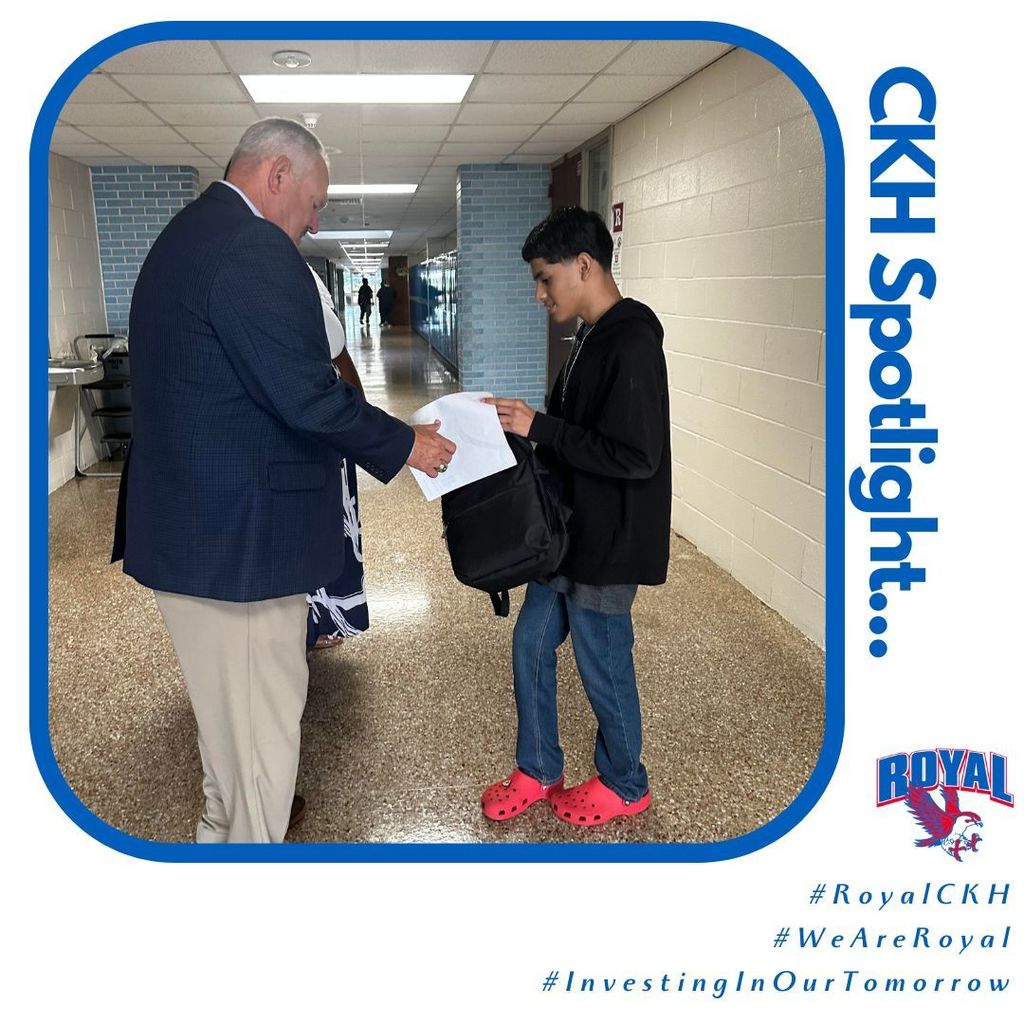 Falcon CKH Moments: Superintendent Rick Kershner worked on building relationships on the first day of school when he helped a Royal Junior High student find his classroom! #WeAreRoyal #InvestingInOurTomorrow #AttitudeEffort @IHeartCKH